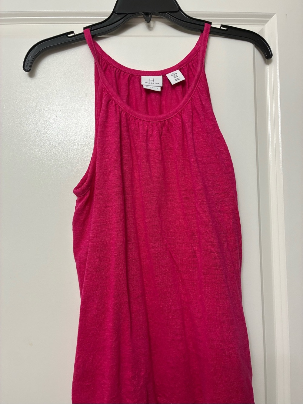 Halston Heritage Sleeveless Scoop Neck Tank Top - Fuchsia Pink